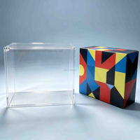 Boîte de présentation en acrylique transparente polie avec fermeture magnétique et protection anti-poussière pour le rangement de souvenirs et d'objets de collection
