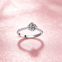 Bague en Moissanite D VVS1, Bague en Laiton Plaqué Platine, Forme Ronde 0.8CT, Bague en Moissanite pour Femmes avec Certification GRA