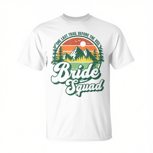 Camiseta para despedida de soltera con diseño de equipo de novias: Una última aventura antes del velo - Product Image 2