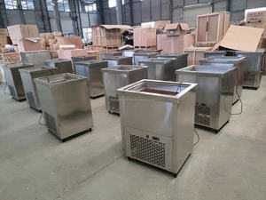 Máquina automática <span class=keywords><strong>para</strong></span> <span class=keywords><strong>hacer</strong></span> <span class=keywords><strong>paletas</strong></span> <span class=keywords><strong>de</strong></span> hielo, helados y barras <span class=keywords><strong>de</strong></span> <span class=keywords><strong>helado</strong></span>, con capacidad <span class=keywords><strong>para</strong></span> 3000 unidades diarias. - Product Image 4