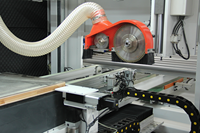 Nouvelle fraiseuse CNC automatique robuste à 4 axes avec châssis entièrement soudé en acier, commande PLC, moteur 43 kW, engrenage ATC pour poste de travail unique