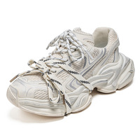 Baskets décontractées pour hommes, style européen, en maille respirante, polyvalentes, à semelle épaisse, type 'Dad Shoes', pour étudiants, avec effet de hauteur et color blocking, collection automne