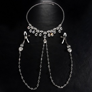 Erotische Accessoires Diamant Ingelegde Strik Hart Hanger Tepel Ketting Tailleketting Luxe Strass Bikini Body Chain Set - Product Image 3