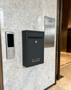 Boîte <span class=keywords><strong>aux</strong></span> <span class=keywords><strong>lettres</strong></span> en acier de jardin extérieur pour le stockage de <span class=keywords><strong>lettres</strong></span> Boîte <span class=keywords><strong>aux</strong></span> <span class=keywords><strong>lettres</strong></span> avec <span class=keywords><strong>plaque</strong></span> signalétique personnalisée - Product Image 4