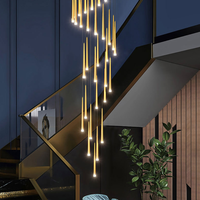 Lustre d'escalier moderne italien de luxe, design rotatif long, taille moyenne, LED, hauteur réglable, finition or et noir