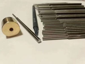 Chinese Linear Guide Manufacturing Produce Long Ball <strong>Screw</strong> and Nut Rod Lead CNC Ball <strong>Screw</strong>