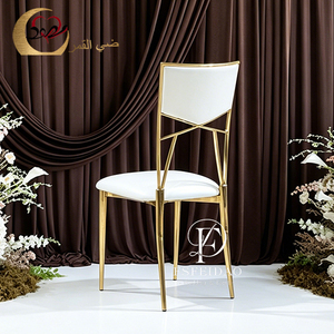 Chaise de mariage élégante et romantique en acier inoxydable doré pour l'ameublement hôtelier, avec coussin en velours/cuir PU pour repas en extérieur - Product Image 4