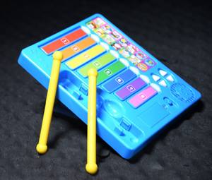 Juego <span class=keywords><strong>de</strong></span> instrumentos musicales educativos <span class=keywords><strong>de</strong></span> xilófono <span class=keywords><strong>de</strong></span> Piano 2 en 1 con 8 escalas <span class=keywords><strong>de</strong></span> teclas multicolores y cancionero para niños - Product Image 4