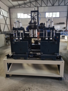 <strong>Hoola</strong> <strong>Hoops</strong> Horizontal Blow Moulding Machine Extrusion Molding Machine Base Blowing Machine - Product Image 2