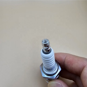 Bougie d'allumage de moteur de vente chaude BPR5ES BPR6ES BPR5E BPR5ES-11 BPR5ESX4 bougies d'allumage de moteur pour des pièces de moteur - Product Image 6