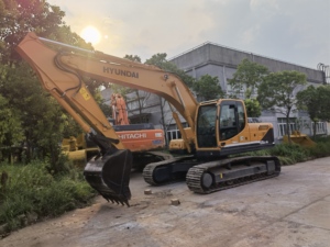 Excavadora Hyundai 220LC-9S Usada, Corea, 22 Toneladas, Equipo de Construcción de Uso Pesado, 220LC-9S en Venta - Product Image 4