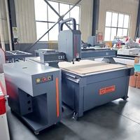 Machine à graver CNC pour bois 4*8 1325 à 3 axes, vente chaude, pour le traitement du bois, du PVC et de l'acrylique, conception de machines à travailler le bois