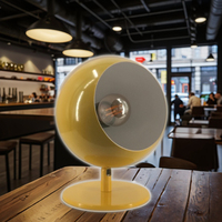 Lampes de table en métal minimalistes nordiques Design industriel corps en fer E26 Base d'ampoule pour la décoration intérieure Restaurant école alimentation ca