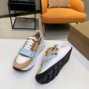 Nouvelles chaussures de sport de luxe tendance en cuir véritable de haute qualité avec semelle extérieure en caoutchouc, amorti et anti-odeur, populaires - Product Image 3