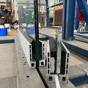 LED Cam Korkuluk Tek Adres Çözümü Dış Mekan Villa Daire Çerçevesiz Alüminyum Korkuluklar Küpeşte Alüminyum Cam Korkuluk Veranda - Product Image 1