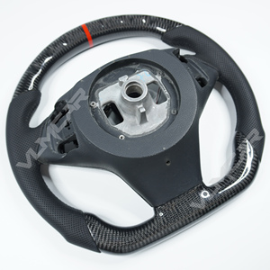 Volante de Fibra de Carbono Personalizado con Acabado Brillante, Pantalla LED y Cuero Perforado para <span class=keywords><strong>BMW</strong></span> <span class=keywords><strong>Serie</strong></span> <span class=keywords><strong>5</strong></span> E60 M5 E63 E64 - Product Image 6