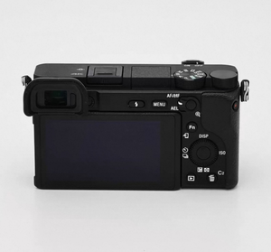 Cuerpo de cámara A6400 usado (solo el cuerpo) — 24.2MP APS-C + AF de 425 puntos, en excelentes condiciones, completamente funcional. - Product Image 4