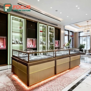 Modern Jewelry Retail Fixtures Polished Surface Boutique Space Glass Showcase - Product Image 5