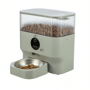 Comedero Automático Inteligente Trixie 5.0L Gris Claro, Dispensador de Comida para Mascotas con Control por Aplicación - Product Image 1