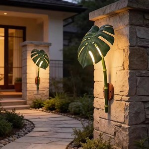 Lampe murale LED extérieure étanche à l'effigie de Monstera Deliciosa pour villa, hôtel, jardin, terrasse, cour et aménagement paysager - Product Image 2