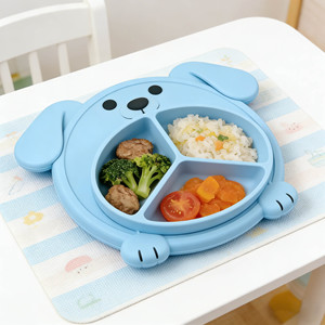 Assiette <span class=keywords><strong>pour</strong></span> enfant en <span class=keywords><strong>silicone</strong></span> de qualité alimentaire, imperméable, motif chien de dessin animé, personnalisable, vente en gros, <span class=keywords><strong>pour</strong></span> produits <span class=keywords><strong>pour</strong></span> enfants - Product Image 3