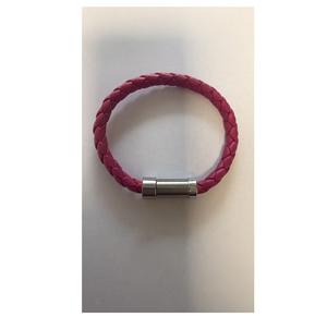 Bracelets Manchette Personnalisés en Gros avec Logo, Simples, Populaires, Tendance, de Luxe, par AJ German Health Solutions Co.Ltd - Product Image 1