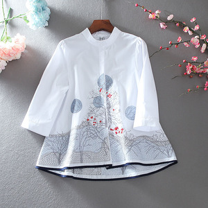 Vente en gros broderie littéraire fleur industrie lourde mode couverture en coton manches trois-quarts printemps nouveau <span class=keywords><strong>2022</strong></span> chemisiers pour femmes - Product Image 2