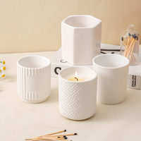 Ustensiles de bougie parfumée moule et échantillon faisant l'usine de céramique en gros personnalisation personnalisée de pot de bougie en céramique