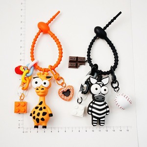<span class=keywords><strong>Porte</strong></span>-clés Zèbre Girafe aux Yeux Saillants Mignon et Original, Anneau de <span class=keywords><strong>Clé</strong></span> en Résine Époxy Dessin Animé, Charmant Ornement de Sac et Breloque de <span class=keywords><strong>Clé</strong></span> de Voiture pour Filles - Product Image 6