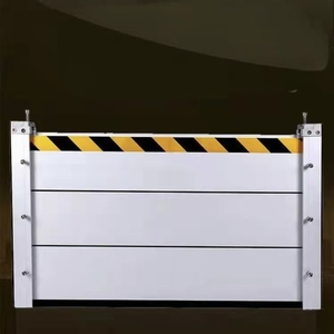Kum Torbası Alternatifi Alüminyum Sel Bariyeri**, Yeniden Kullanılabilir ve Verimli Sel Barajı, Mülk Güvenliği İçin - Product Image 3