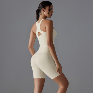 <span class=keywords><strong>Pantaloncini</strong></span> <span class=keywords><strong>da</strong></span> ginnastica sportivi estivi <span class=keywords><strong>da</strong></span> <span class=keywords><strong>donna</strong></span> Sexy <span class=keywords><strong>attillati</strong></span> <span class=keywords><strong>e</strong></span> senza maniche <span class=keywords><strong>pantaloncini</strong></span> <span class=keywords><strong>da</strong></span> Yoga con Lifting a tinta unita Plus Size - Product Image 6