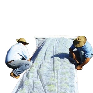 Toile non tissée pour plantes, aménagement paysager, contrôle des adventices, couvertures de culture, extra large et <span class=keywords><strong>protection</strong></span> <span class=keywords><strong>anti</strong></span>-gel - Product Image 3