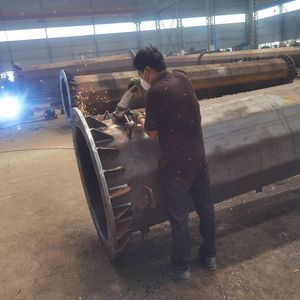 Torre de Comunicación de Acero Camuflada Tipo Árbol de Pino, Galvanizada en Caliente, de Fabricantes Chinos de la Marca JH, Venta al Por Mayor - Product Image 2