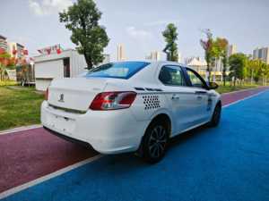 <span class=keywords><strong>Peugeot</strong></span> 301 2014 modello 1.6L a trazione anteriore <span class=keywords><strong>automatica</strong></span> berlina a Gas con guida a sinistra in tessuto scuro R15 auto usate a buon mercato - Product Image 6