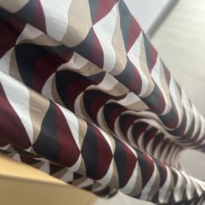 Tùy Chỉnh In Kỹ Thuật Số 12 Momme 100% Dâu Lụa Vải Cho Pajama - Product Image 5