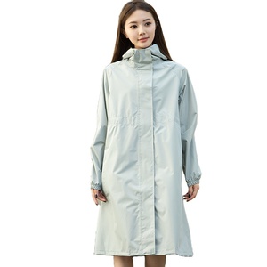 Custom Logo Versierd Dames Outdoor Waterdichte Trenchcoat Met Capuchon Voor Tour In Regenachtig Weer En Motorfietsen - Product Image 3