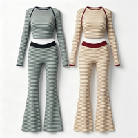 Ensemble de yoga rayé pour femmes, haut court à col rond et manches longues, pantalon évasé, ample, respirant, décontracté, tenue de fitness 2 pièces