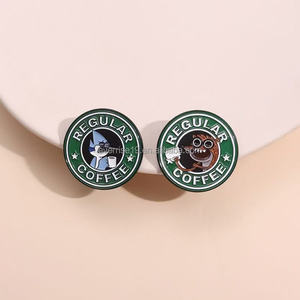 Brewster's New Green Cartoon Café Esmalte Broche Pins Preto Nickel Plating Broches para Baristas e Amantes do Café Coleção - Product Image 2