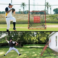 Jaring Rebounder Baseball Sudut Dapat Disesuaikan 4x4.5FT Pelatih Pitchback 2 Zona Pukulan Poliester Tahan UV Merah/Hitam
