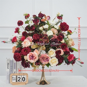 DKB Lussuosa Composizione Floreale Artificiale Grande con Rose e Ranuncoli Bordeaux 60cm, Centrotavola Rosso per Matrimoni ed Eventi, Decorazione da Tavolo - Product Image 2