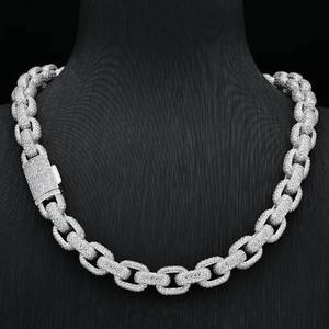 Cadena Cubana de Lujo con Moissanita, Chapada en Oro sobre Plata de Ley 925, Collar de Moda Hip Hop - Product Image 1