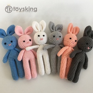 Conejito de Ganchillo Hecho a Mano con Patas Largas - Adorable Peluche de Conejo con Patas <span class=keywords><strong>Extra</strong></span> Largas, Juguete Sensorial y Calmante para Bebés - Product Image 2