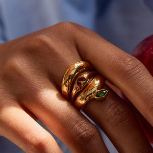 Anillos de Moda para Mujer, Chapados en Oro, con Forma de Corazón, Zirconia, Joyería para Regalo, Diseño Geométrico con Engaste de Bisel, Origen Yiwu - Product Image 4