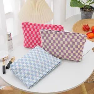 High Quality Knitted Zipper Makeup Pouch Large Capacity Travel Checkered Toiletry Cosmetic Bag For Women Girls