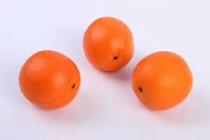 Jouet anti-stress en mousse PU personnalisé avec logo, forme d'orange, jouet à presser, ballon anti-stress éducatif doux pour les enfants - Product Image 3