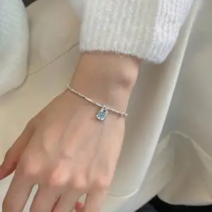 Dylam Hypo allergenic 925 Sterling Silber Armband Unregelmäßig gebrochene Perlen Silber Anhänger Armbänder Armreifen für Frauen Geschenke