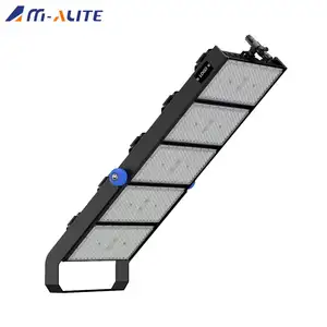 500W-4000W SMD3030, lumières de stade LED SMD5050 avec dissipateur thermique en aluminium moulé sous pression, refroidissement par éléments finis, IP66, IK08, ADC12 et Su