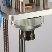 Machine de capsulage manuelle pour couvercle de pulvérisation de bureau Assembler un équipement de sertissage pneumatique en verre plastique pour presser les bouteilles de parfum