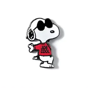 Ji Een Op Maat Gemaakte Creatieve En Schattige Snoopy-Serie Zwarte Vernikkeling Van Zinklegering Harde Emaille Spelden Geschenken