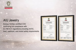 Collana Girocollo Gotica Vintage in Velluto con Ciondolo a Cuore con Gemma Rossa in Acciaio Inossidabile, Gioielli Personalizzati da Donna, Direttamente dalla Fabbrica - Product Image 4